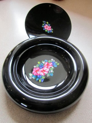 Decorated lidded bowl by David Reed
